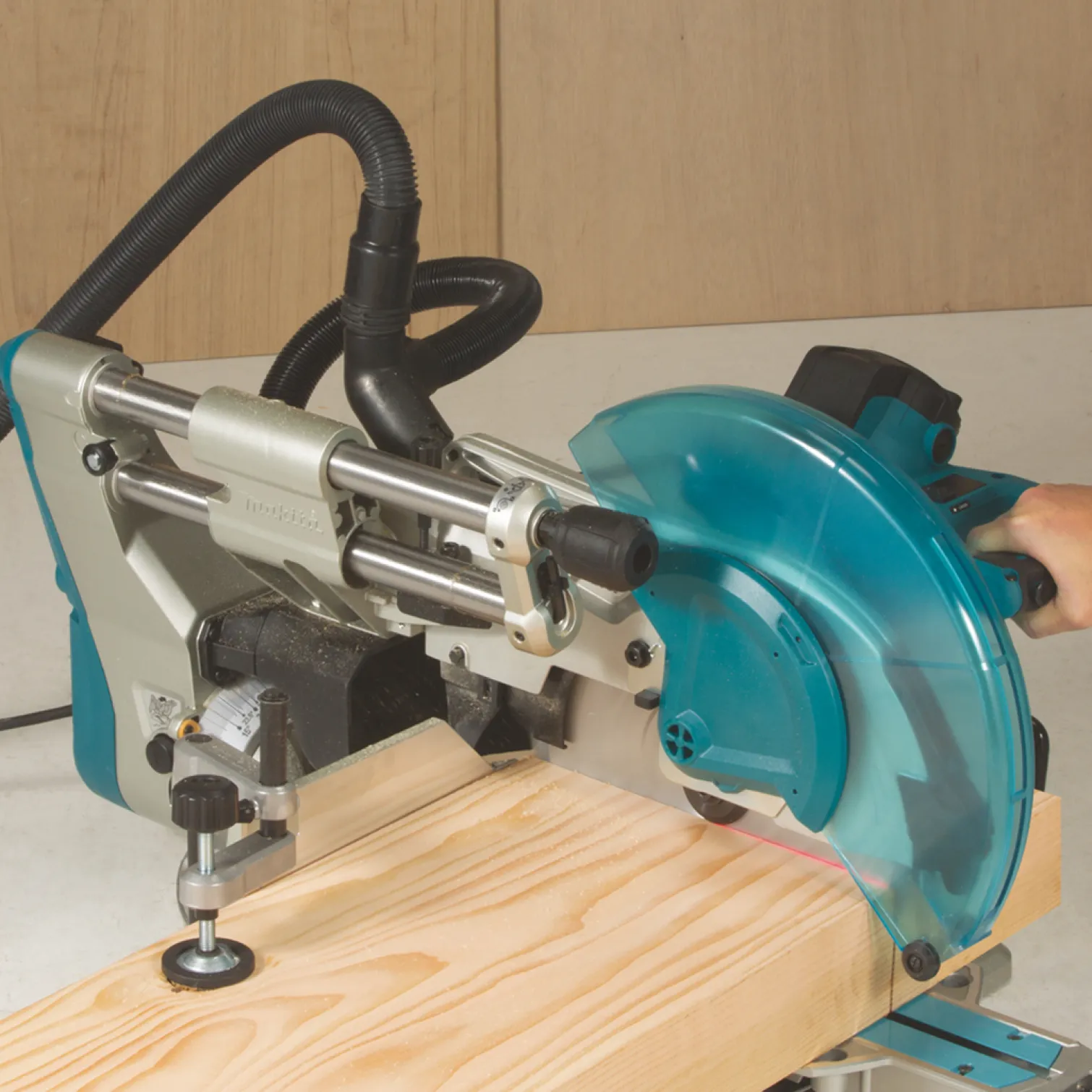 Ukośnica Makita LS1219L