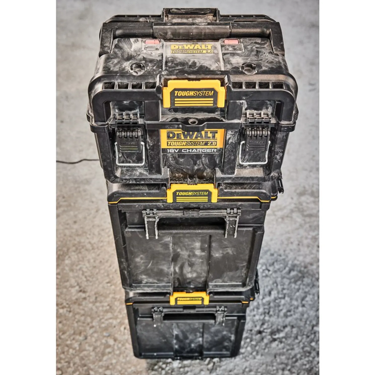 Walizka/ładowarka ToughSystem 2.0 DeWalt DWST83471