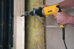 Wiertarka bez udaru DeWalt D21441