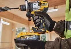 Wiertarko-wkrętarka udarowa DeWalt DCD1007NT