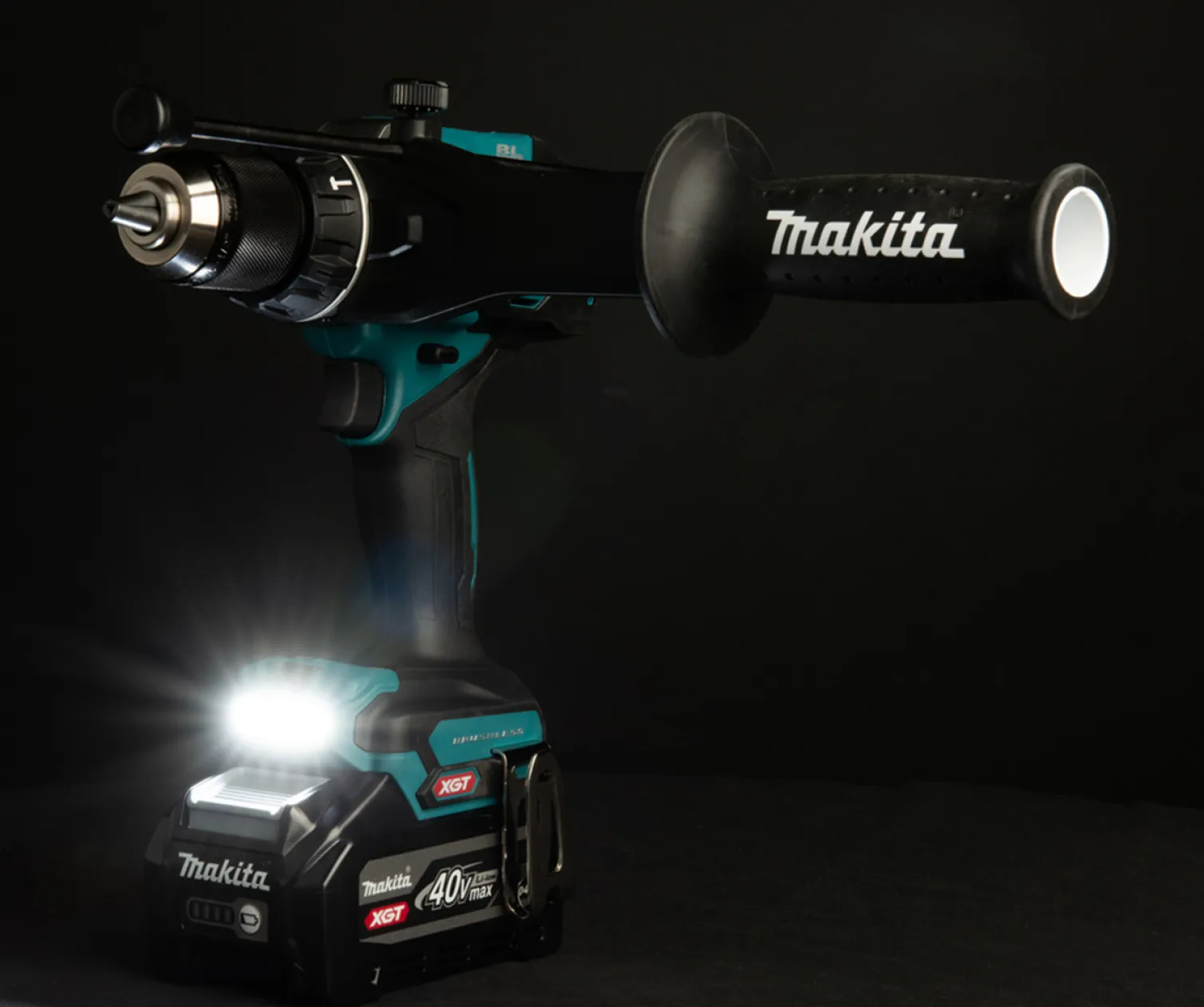 Wiertarko-wkrętarka udarowa Makita XGT HP003GU201 2x4.0Ah