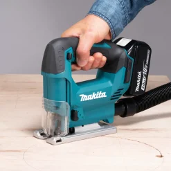 Wyrzynarka Makita DJV186WVE 2x2.0Ah