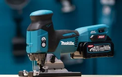 Wyrzynarka Makita XGT JV001GD201 2x2,5Ah MAKPAC 3