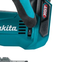 Wyrzynarka Makita XGT JV002GZ