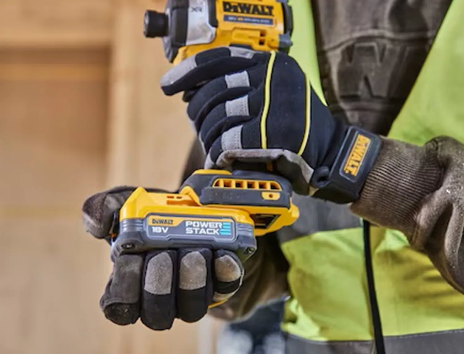 Zakrętarka udarowa DeWalt DCF860NT