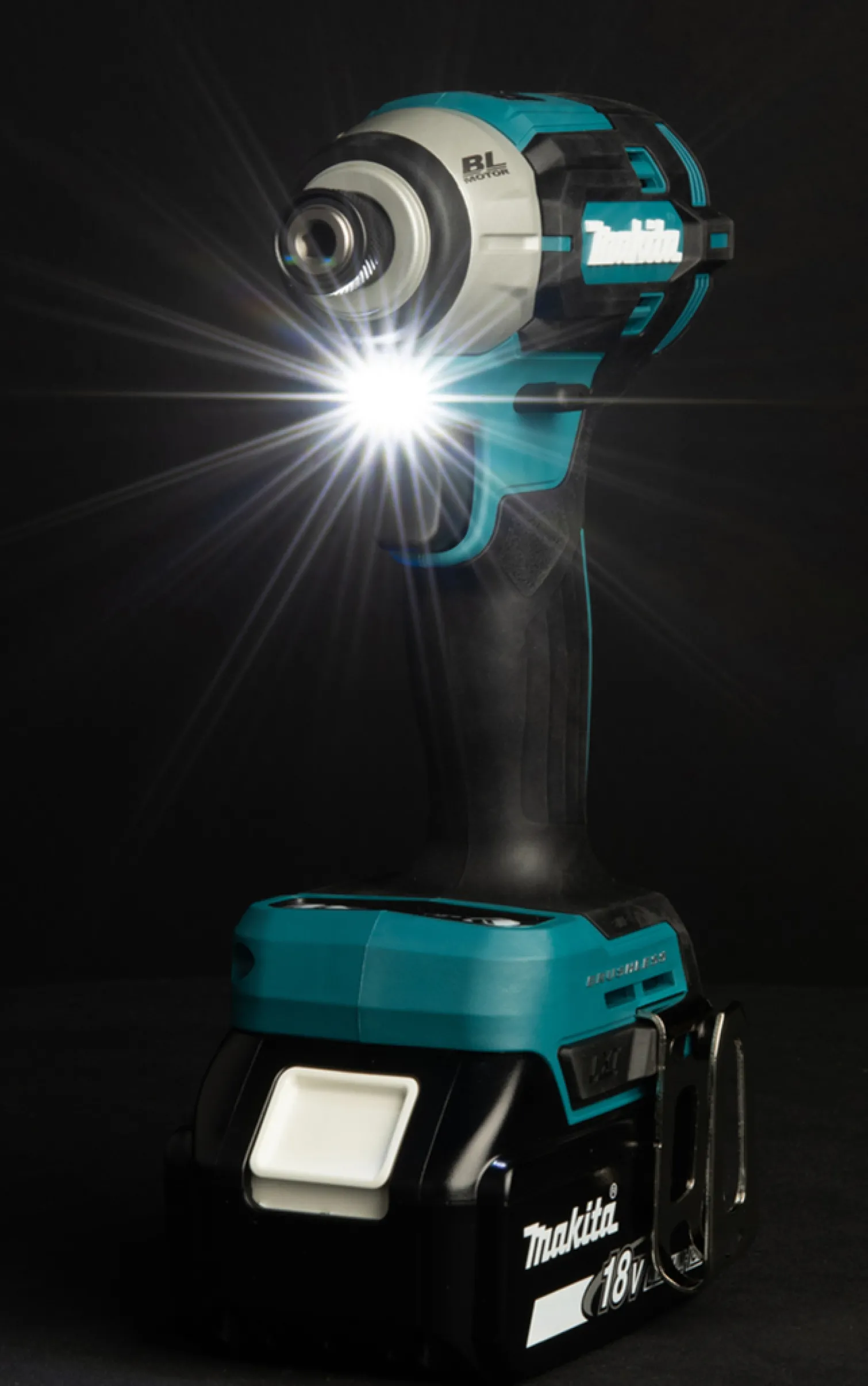 Zakrętarka udarowa Makita DTD201RTJ 2x5.0Ah