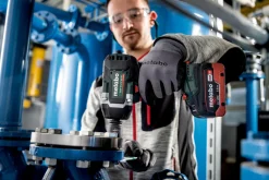 Zakrętarka udarowa Metabo CAS SSW 18 LTX 800 BL