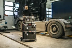 Zestaw adapterów do PRO500 dla skrzyń ONE Technik Qbrick Z255017PG001