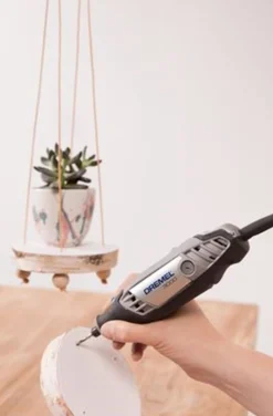 Zestaw do obróbki drewna Dremel 2615C681JA