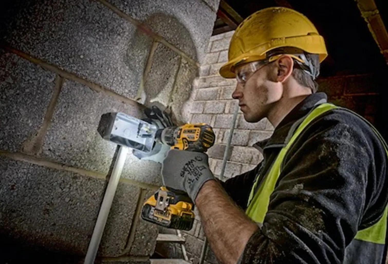 Zestaw elektronarzędzi 18V DeWalt XR DCK2080P2T 2x5.0Ah