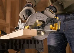 Zestaw elektronarzędzi 18V Stanley FatMax V20 SFMCK469M2 2x4.0Ah