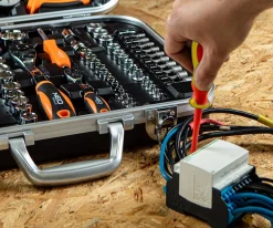 Zestaw narzędzi dla elektryka, 108 elementów Neo 01-310-1