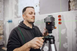 Zielony laser krzyżowy płaszczyznowy 3x360° Geo-Fennel AXEO 3D