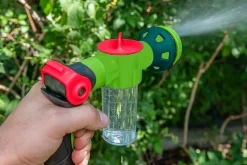 Zraszacz pistoletowy z pojemnikiem, opryskiwacz piany Verto 15G715